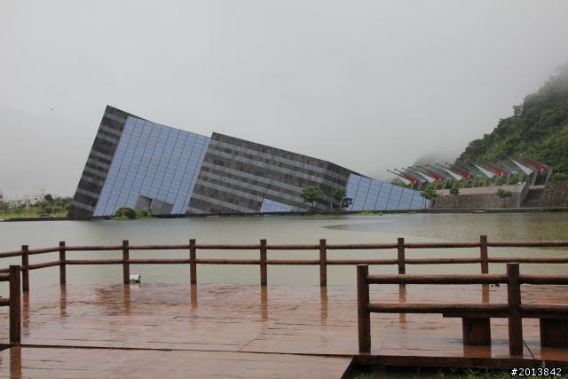 我和最強梅雨一同去環島= =