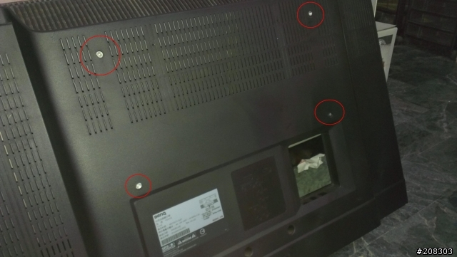 這樣的結構裝電視架會不會有問題...........