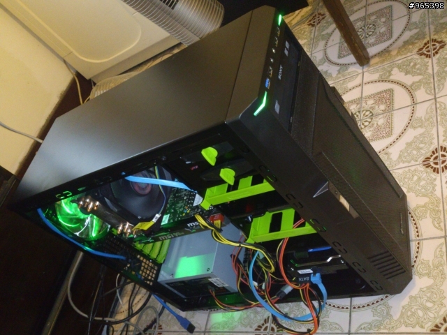T28 分享【原標題:想換一組搭配好的【機殼+psu】or 各別購買】