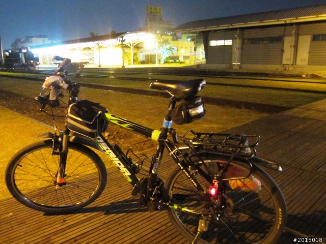 【城市漫遊番外篇】夜的獨白–港都自行車道午夜特輯