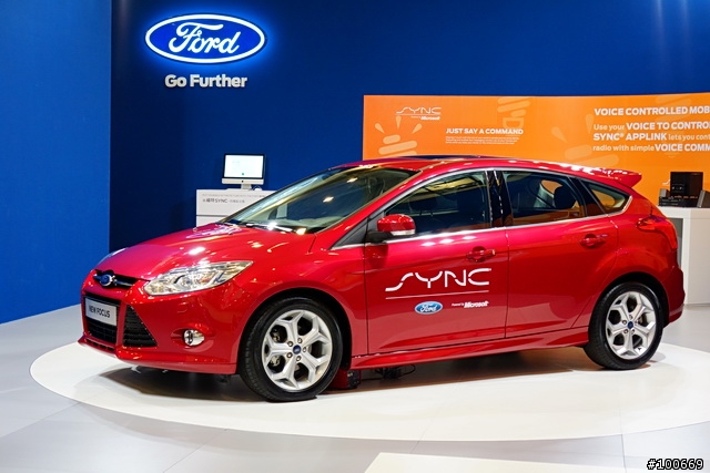 2012 Computex 福特展區 含 啟動影片 - Ford 2012 New Focus + EVOS Concept