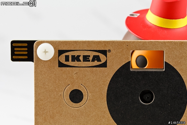 IKEA 跨界玩創意‧ KNAPPA 紙板相機