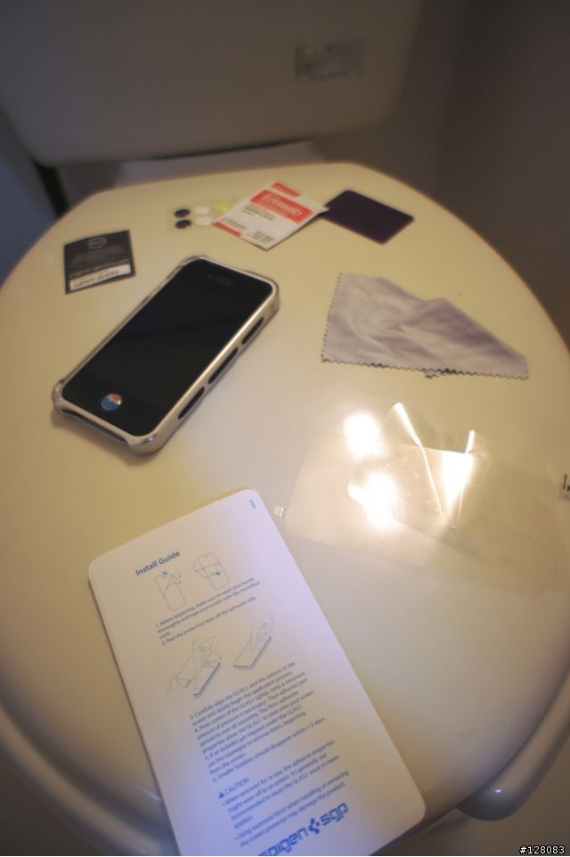 分享:SPIGEN SPG 玻璃螢幕保護貼 GLASt Glass Protector