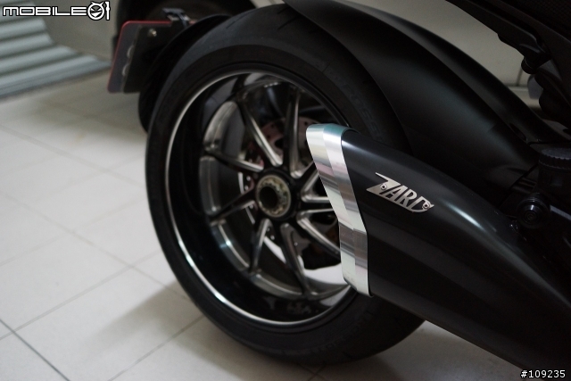 暗黑破壞神--DUCATI DIAVEL Carbon 開箱+ZARD & T-REV