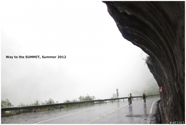 美麗的山道-大山岳車隊(TEAM SUMMIT)中橫武嶺東進西出自我挑戰