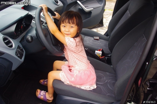 Ford Fiesta 24小時免費開回家-開車回老家..