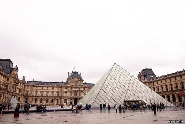 【西西分享】法國DAY8~10-巴黎Paris(蒙馬特、聖心堂、精品街、蝸牛餐)