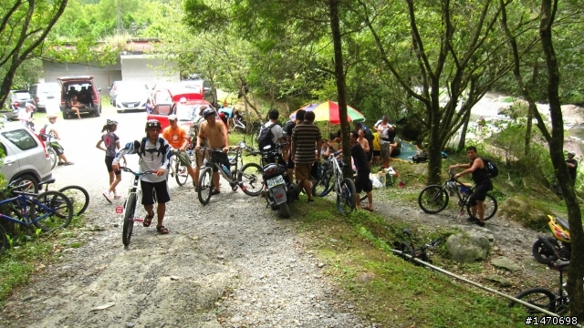 福斯商旅Caddy Van單車支援活動 - 烏來桶后糜爛一日遊