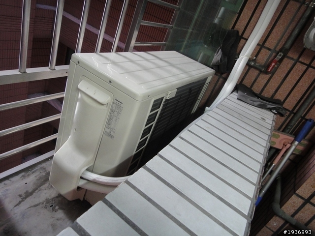 近日裝了日立冷氣日本原裝機2台+國際牌1台 買到兩台機王