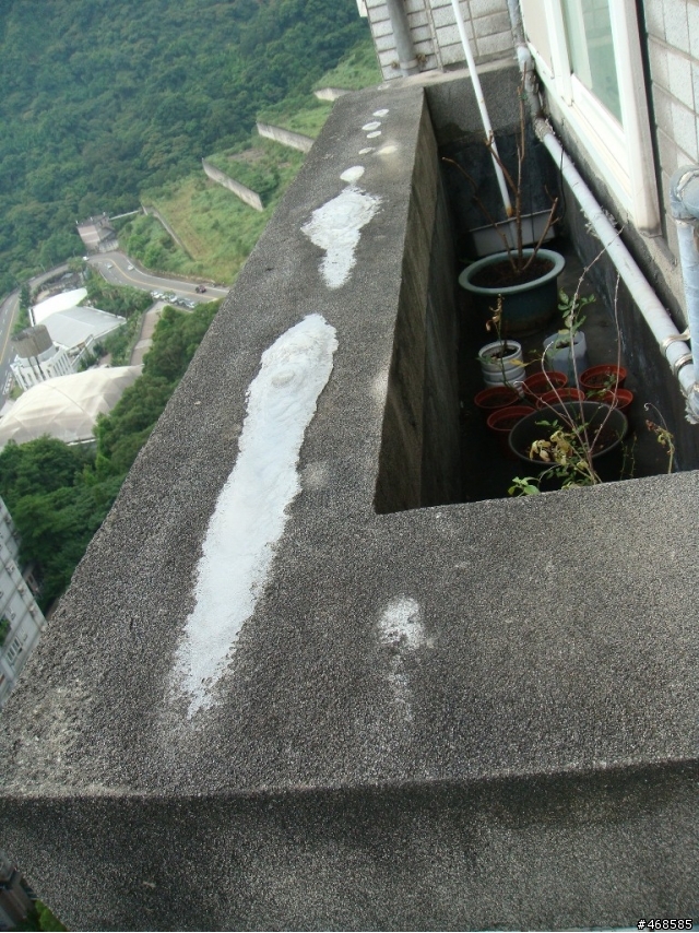 一個像是滲水的問題
