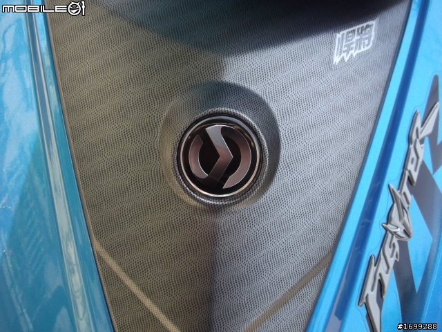 第一次^^NEW FIGHTER ZR藍色(圖多,文少)