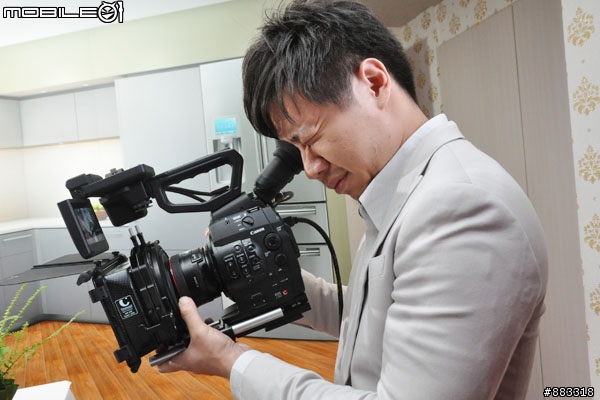 [採訪]Canon跨足電影力作Cinema EOS C300 明年推EOS-1D C