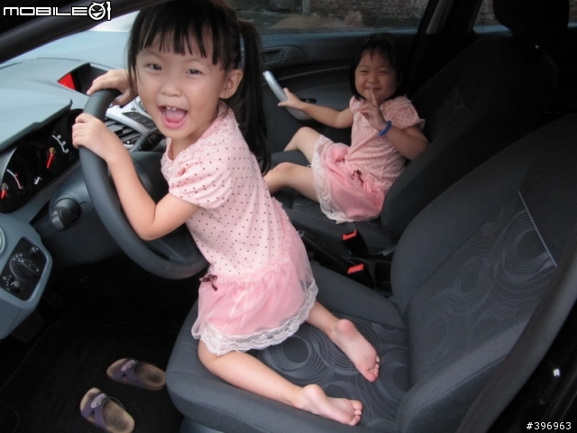 Ford Fiesta 24小時免費開回家-開車回老家..