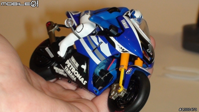 Kyosho Mini-Z MotoRacer Yamaha YZR-M1 快速開箱!