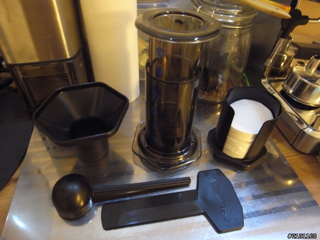 我家新貨到~Aeropress 手壓針筒式咖啡壺