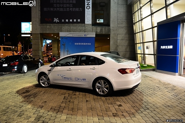 飆到6000轉以上:Luxgen S5 2.0手排及自排模式從0~100時速rpm變化情形