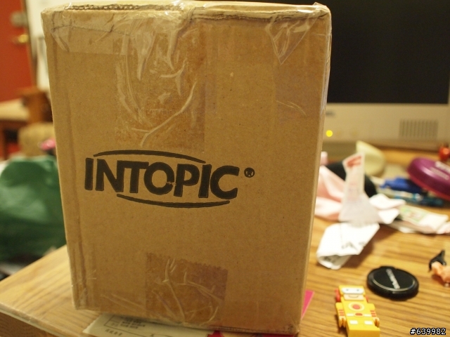 (開箱)INTOPIC JAZZ i51,完全支援APPLE線控規格的高CP值耳機,便宜好聲《外加耳機與HTC MOZART相容性測試》!