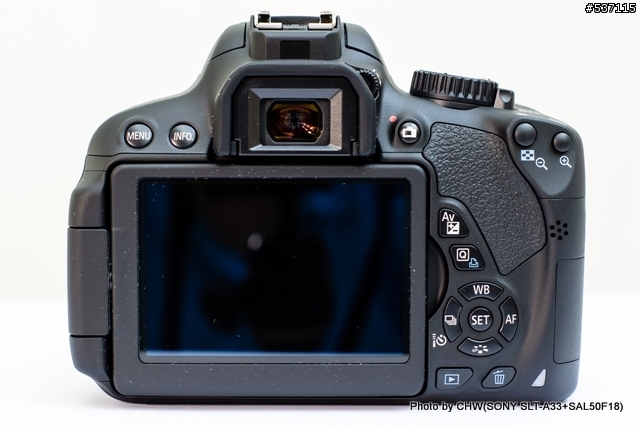 Canon 650D開箱 & α33 vs 650D