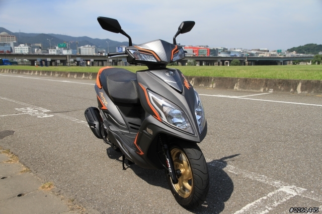 『開箱』NEW FIGHTER ZR 特仕消光灰