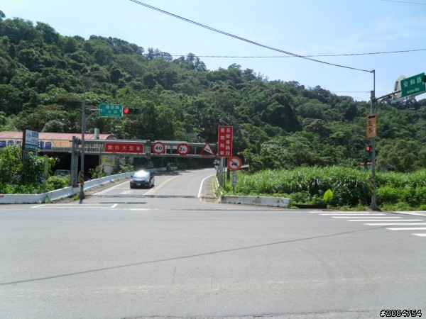 省道一姐司馬冒險,派大欣閃出尿!
