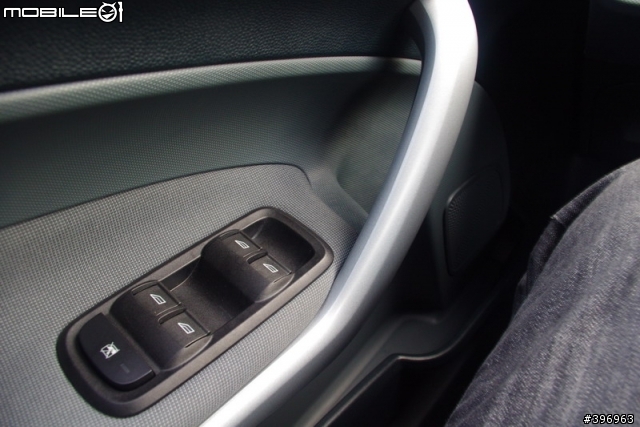 Ford Fiesta 24小時免費開回家-開車回老家..