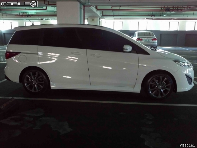 雙白馬五簡單開箱+DAS-3000HD黑騎士行車記錄器+卡夢配件+防眩光後照鏡(藍鏡)+大燈燻黑燈膜+日行燈