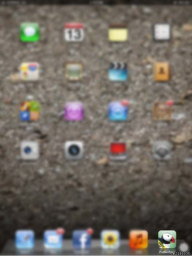 很高興入手了NEW IPAD 另提出一些選配件的小心得~