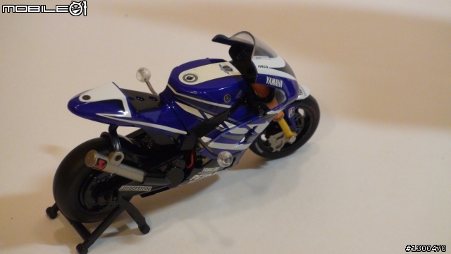 Kyosho Mini-Z MotoRacer Yamaha YZR-M1 快速開箱!