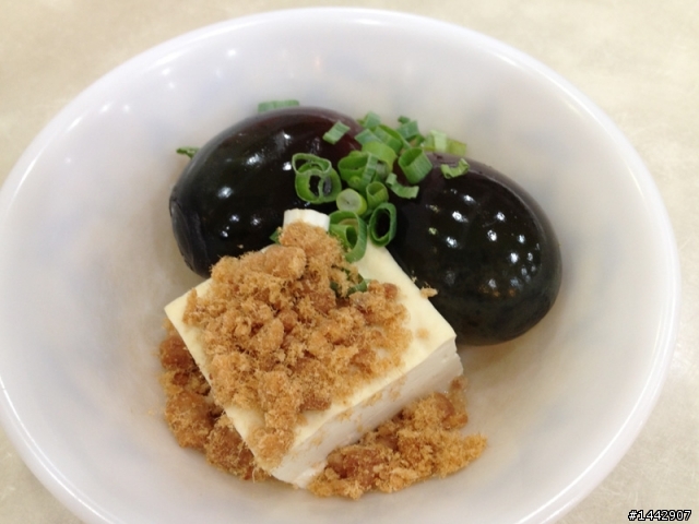 【分享】「老牌山東水餃大王」炸水餃的口味真有味