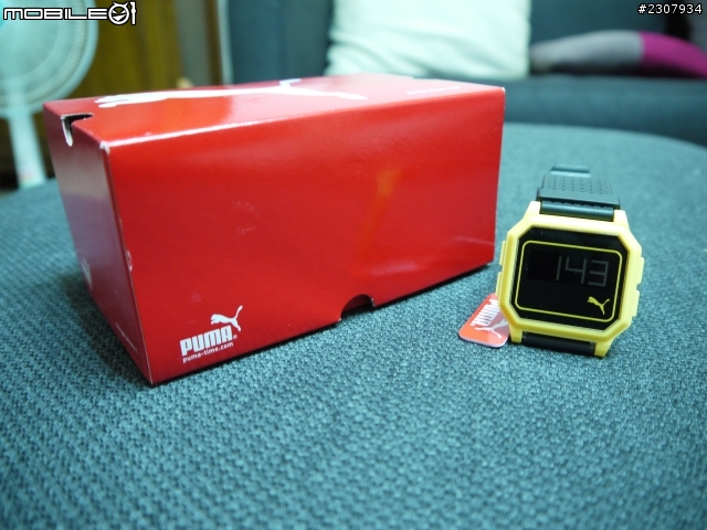 PUMA超輕量化電子錶開箱