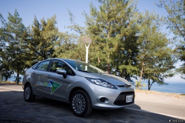 Ford Fiesta 免費開24小時 Fun去台東鹿野高台 五彩繽紛熱氣球之旅~