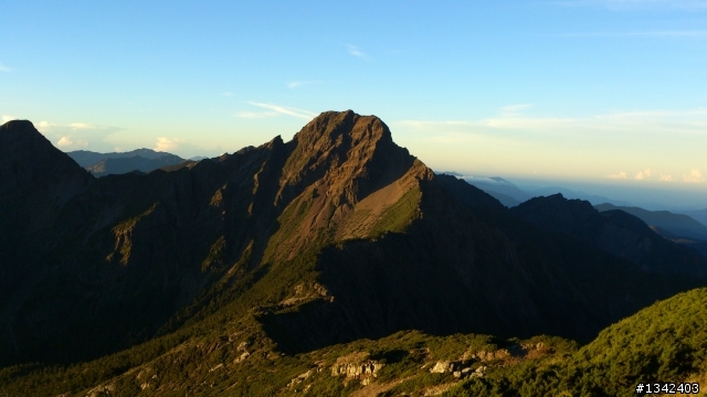 單攻玉山北峰