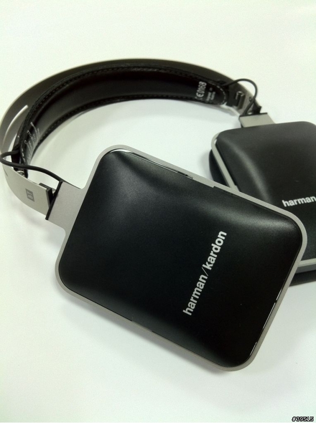 "分享" Harman Kardon Bluetooth Wireless Over-Ear Headphones 全罩式藍芽耳機