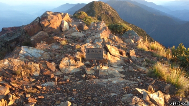 單攻玉山北峰
