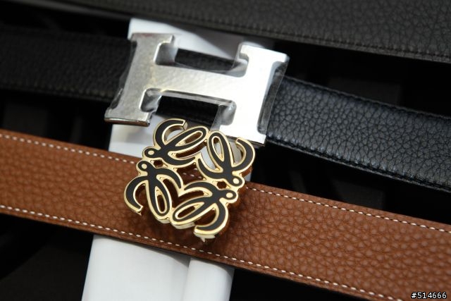 殘酷對決(上):皮件工藝之法國vs西班牙--Hermes & LOEWE "Reversible Strap"