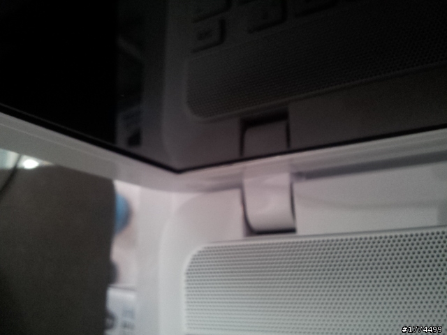 TOSHIBA 東芝 L850 邊框問題及售後