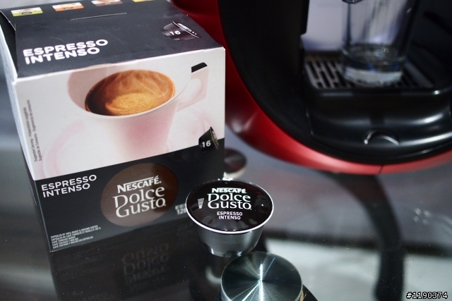 我的超級夢幻逸品!Nescafe Dolce Gusto Circolo膠囊咖啡機開箱記