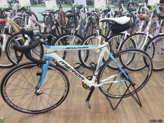 入手第一台公路車,美利達R5入荷!