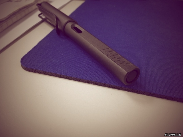 我的第一支自己買的鋼筆!!LAMY~