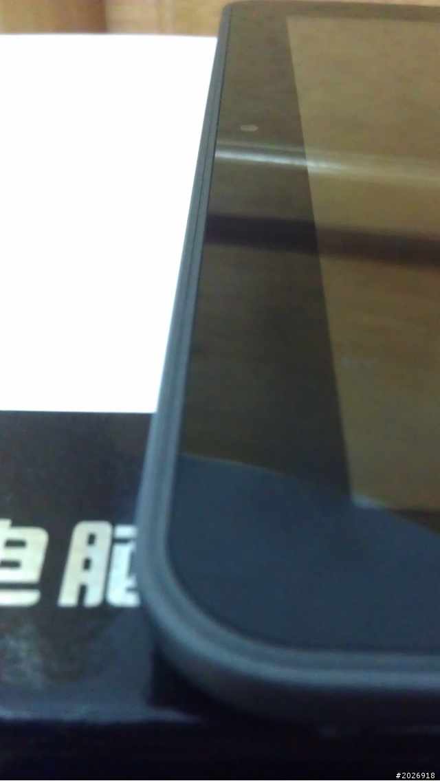 剛入手itoos i8 新手開箱!!