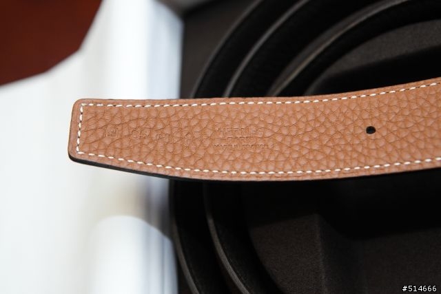 殘酷對決(上):皮件工藝之法國vs西班牙--Hermes & LOEWE "Reversible Strap"