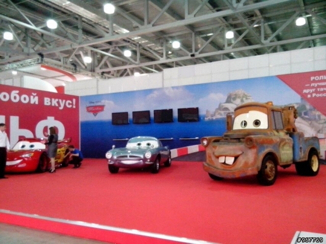 【LUXGEN俄羅斯車展照片】圖有點多......
