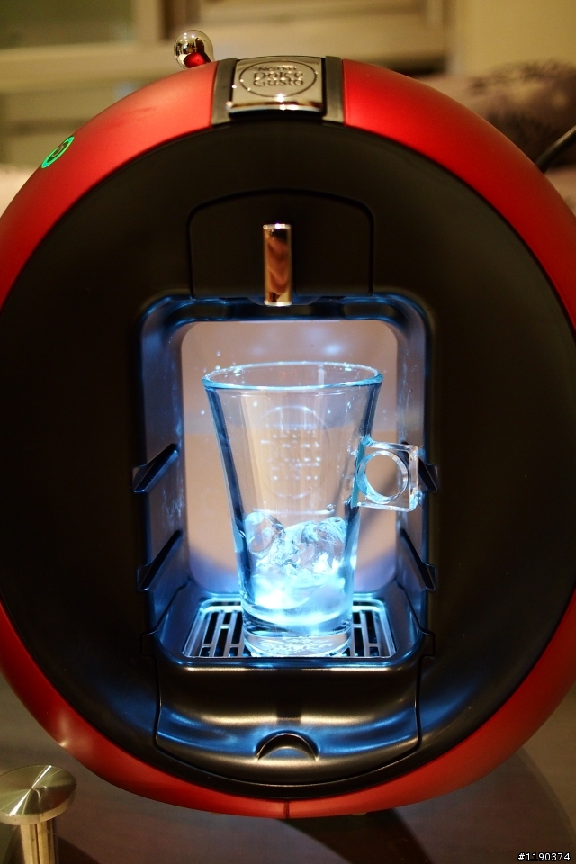 我的超級夢幻逸品!Nescafe Dolce Gusto Circolo膠囊咖啡機開箱記