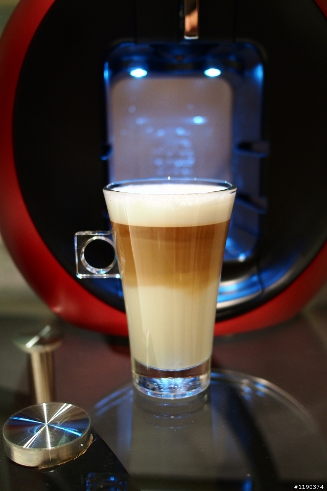 我的超級夢幻逸品!Nescafe Dolce Gusto Circolo膠囊咖啡機開箱記