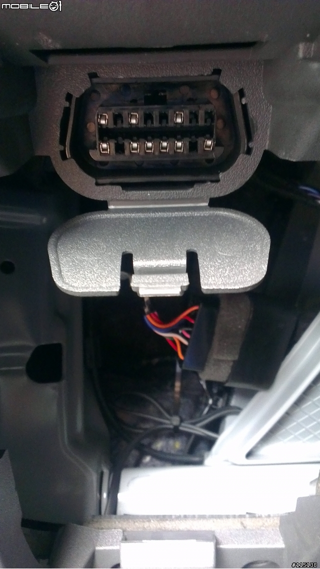 Mondeo Ecoboost 安裝 HUD 開箱文