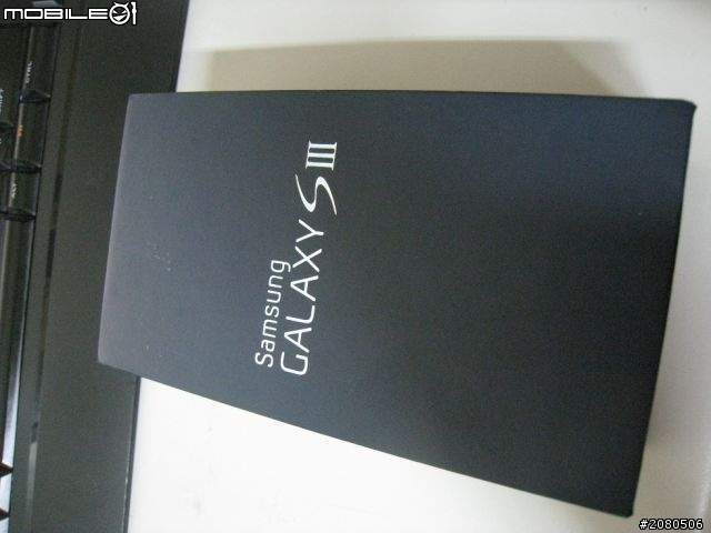 選來選去~終究是選了Galaxy S III
