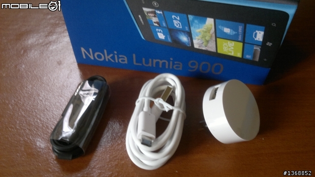 nokia lumia 900開箱文