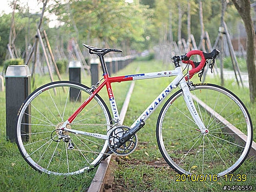 二年前的舊文-----6.38kg的CINALINI自組公路車