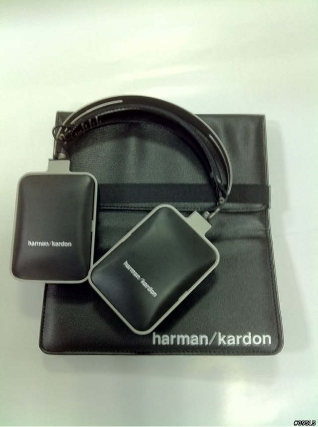 "分享" Harman Kardon Bluetooth Wireless Over-Ear Headphones 全罩式藍芽耳機