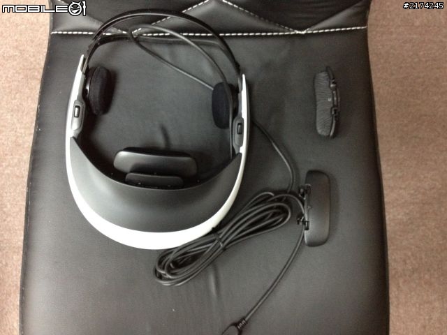 Sony 頭戴式顯示器HMZ-T1 不專業開箱文